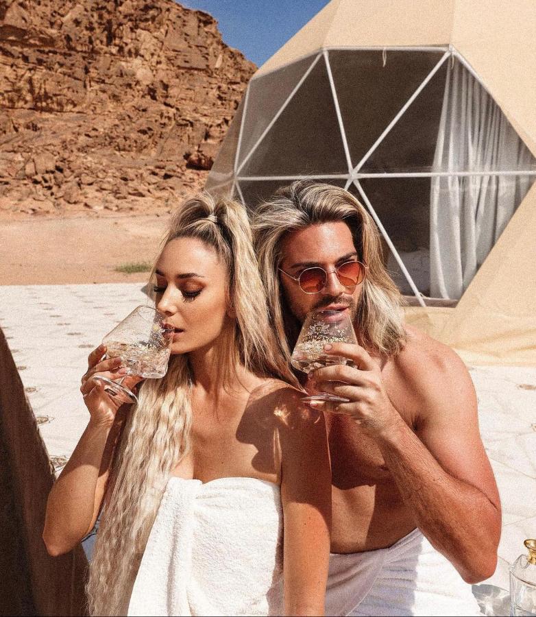 Sun Luxury Camp &Tour Apartment Wadi Rum Luaran gambar